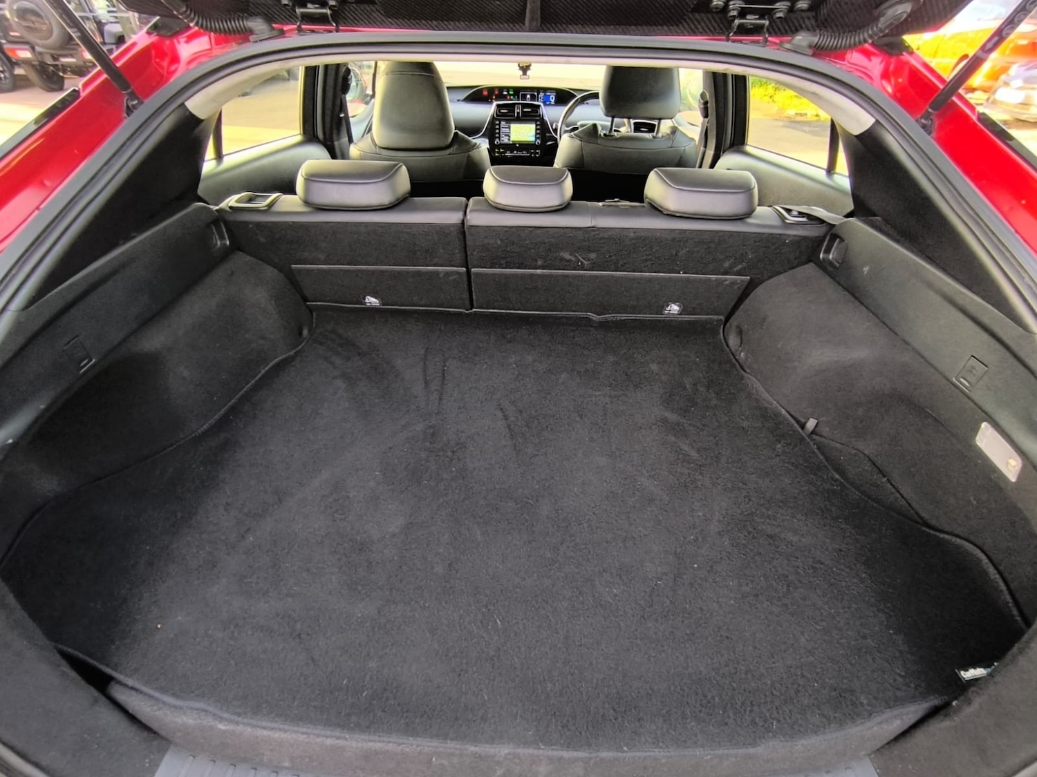 Used Toyota Prius 2020 for sale - 76436599: Photo 30