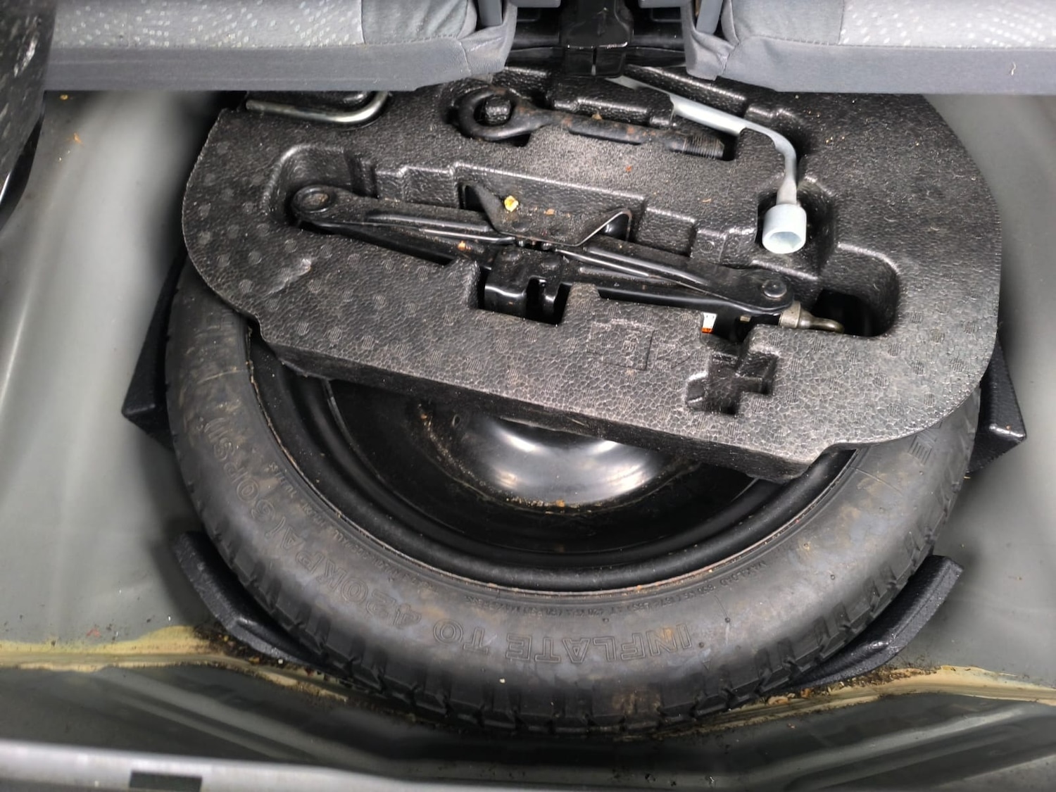 Used Toyota Prius+ 2014 for sale - 76450631: Photo 31