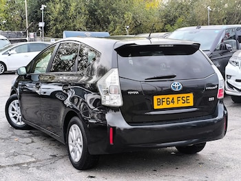 Used Toyota Prius+ 2014 for sale - 76450631: Photo