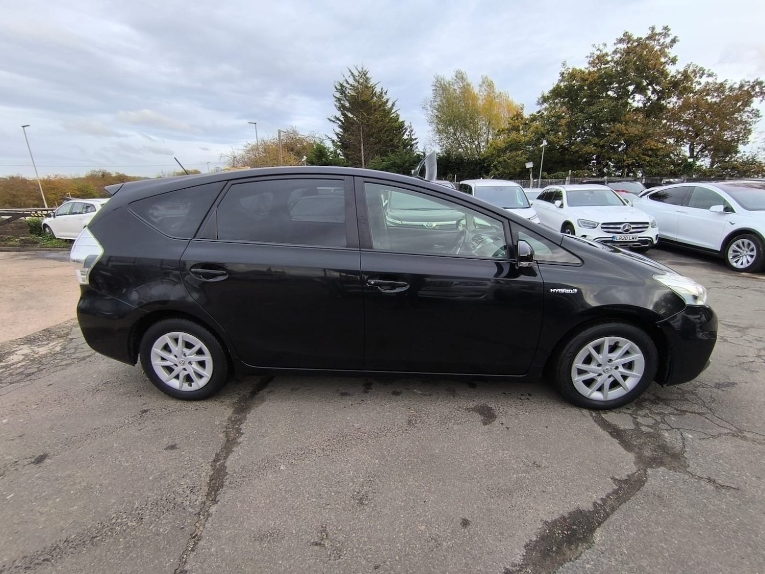 Used Toyota Prius+ 2014 for sale - 76450631: Photo 5