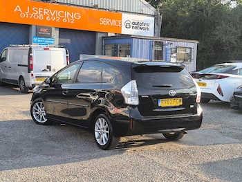 Used Toyota Prius+ 2012 for sale - 79580236: Photo