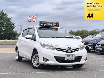 Used Toyota Yaris 2011 for sale - 79296385: Photo