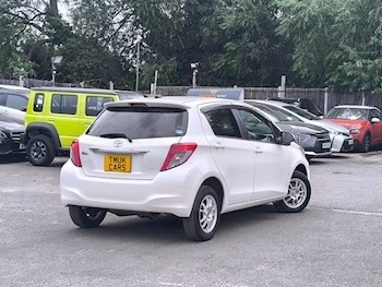 Used Toyota Yaris 2011 for sale - 79296385: Photo