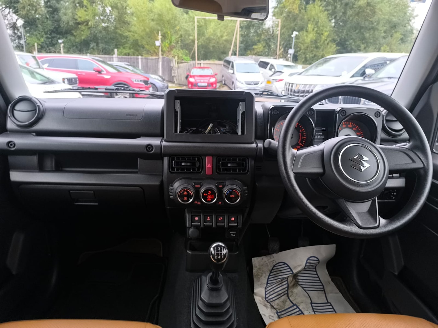 Used Suzuki Jimny 2023 for sale - 76027627: Photo 12