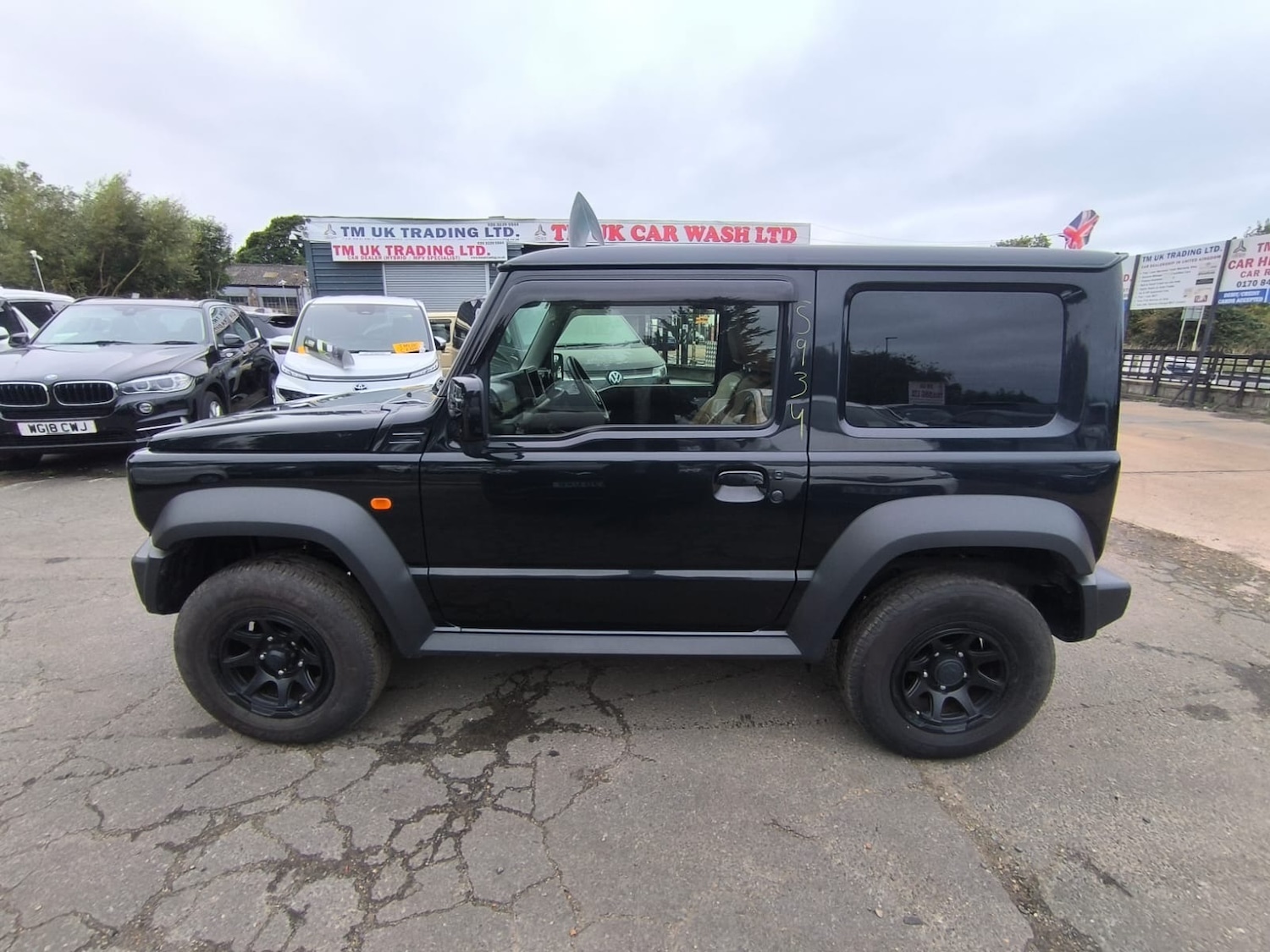 Used Suzuki Jimny 2023 for sale - 76027627: Photo 6