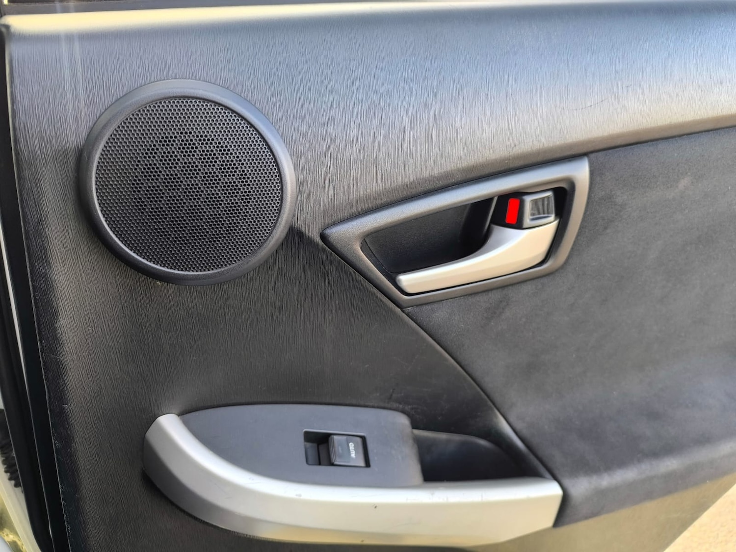 Used Toyota Prius 2016 for sale - 76577334: Photo 25