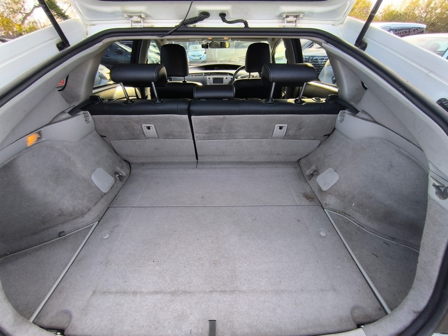 Used Toyota Prius 2016 for sale - 76577334: Photo 28