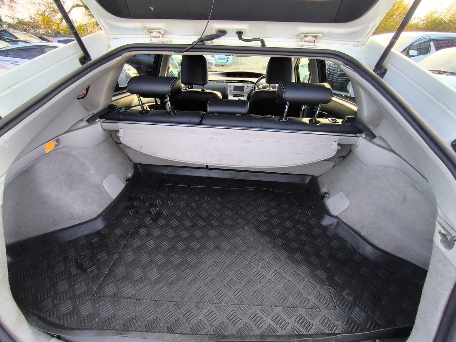 Used Toyota Prius 2016 for sale - 76577334: Photo 30