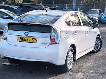 Used Toyota Prius 2016 for sale - 76577334: Photo