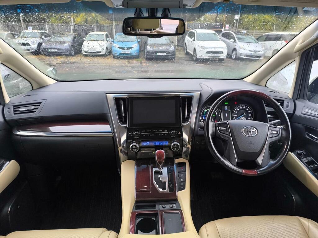 Used Toyota Alphard 2017 for sale - 76542924: Photo 15