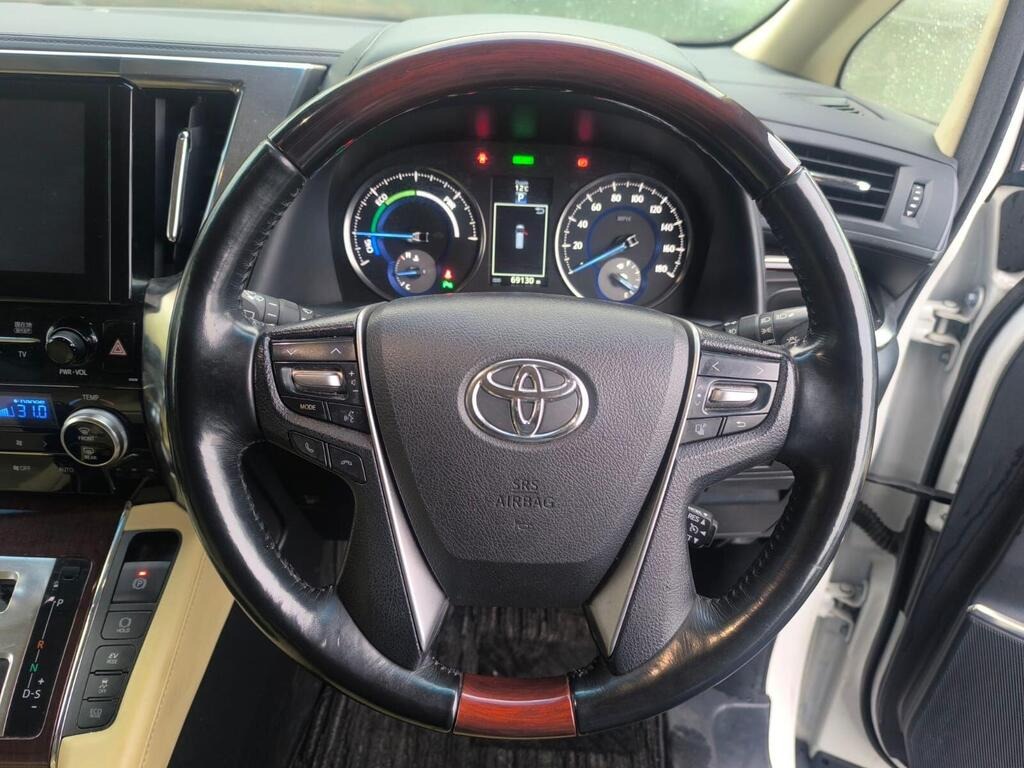 Used Toyota Alphard 2017 for sale - 76542924: Photo 16