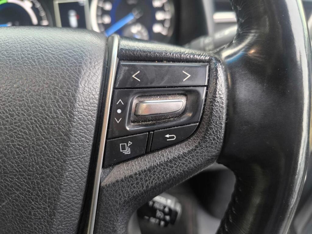 Used Toyota Alphard 2017 for sale - 76542924: Photo 18