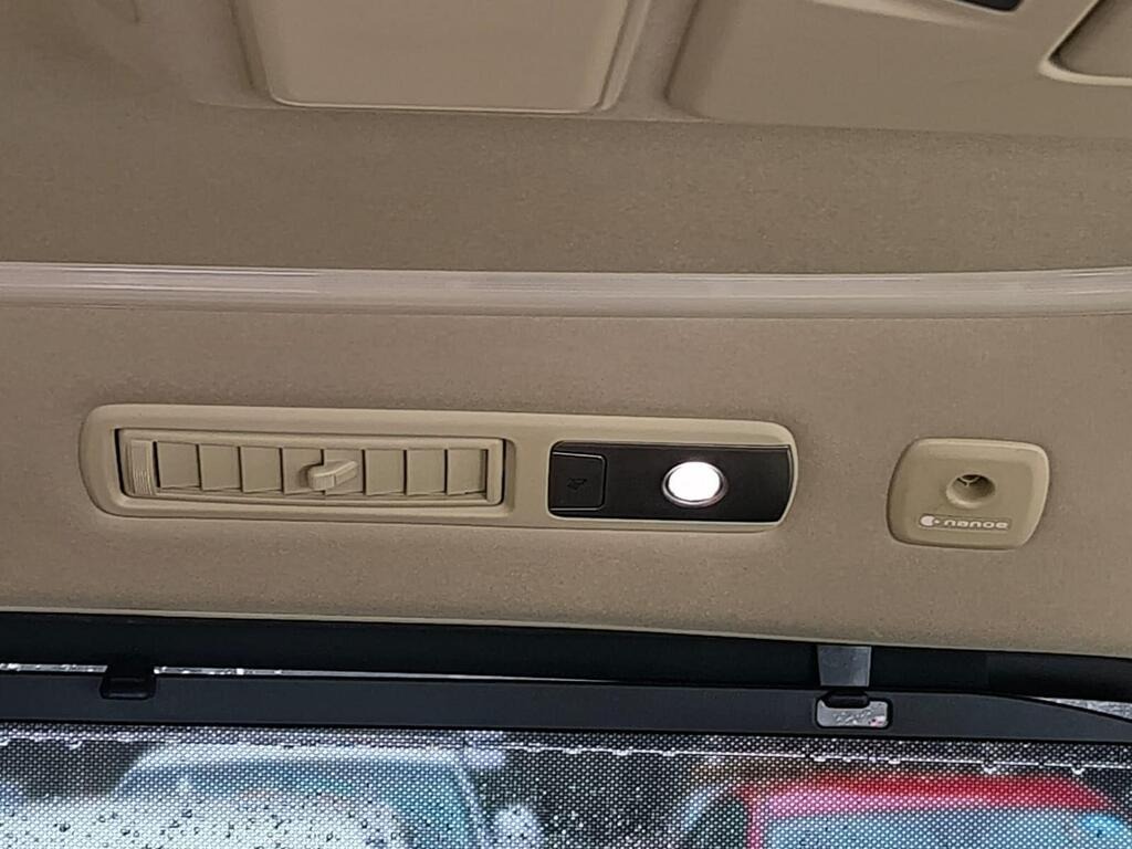 Used Toyota Alphard 2017 for sale - 76542924: Photo 24