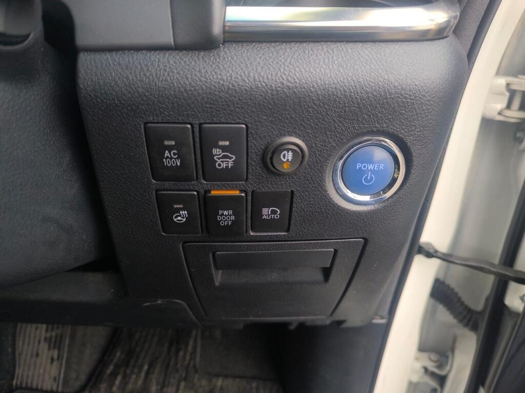 Used Toyota Alphard 2017 for sale - 76542924: Photo 34