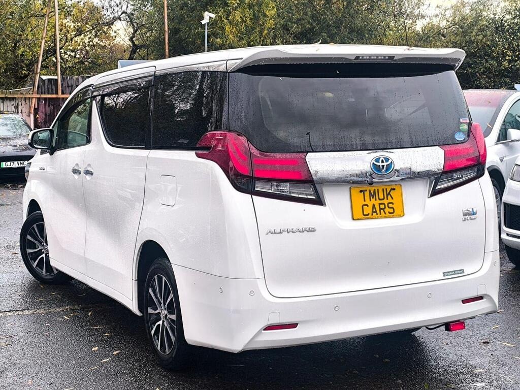 Used Toyota Alphard 2017 for sale - 76542924: Photo 4