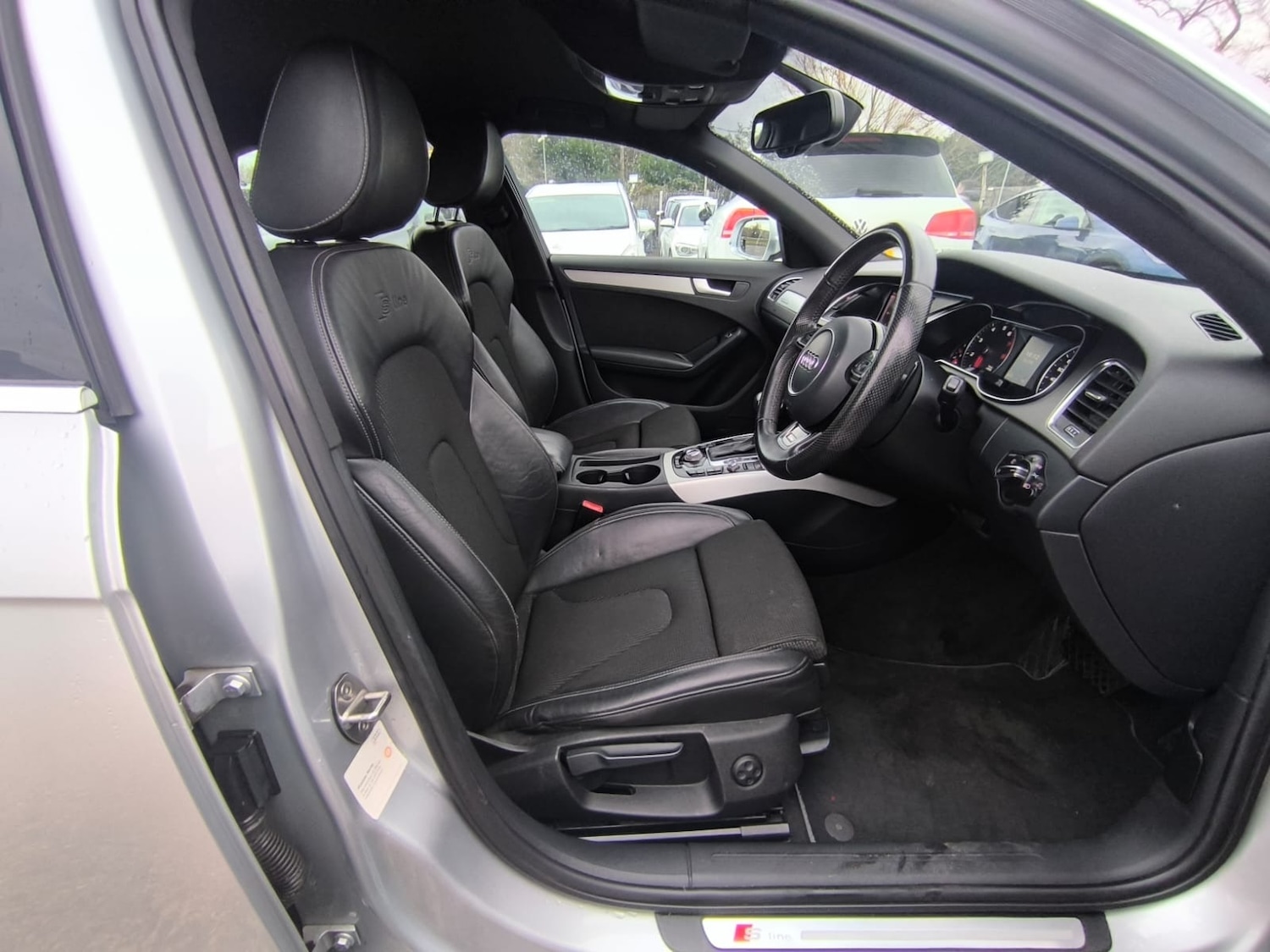 Used Audi A4 2013 for sale - 77258604: Photo 9