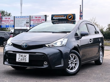 Used Toyota Prius+ 2019 for sale - 75511980: Photo