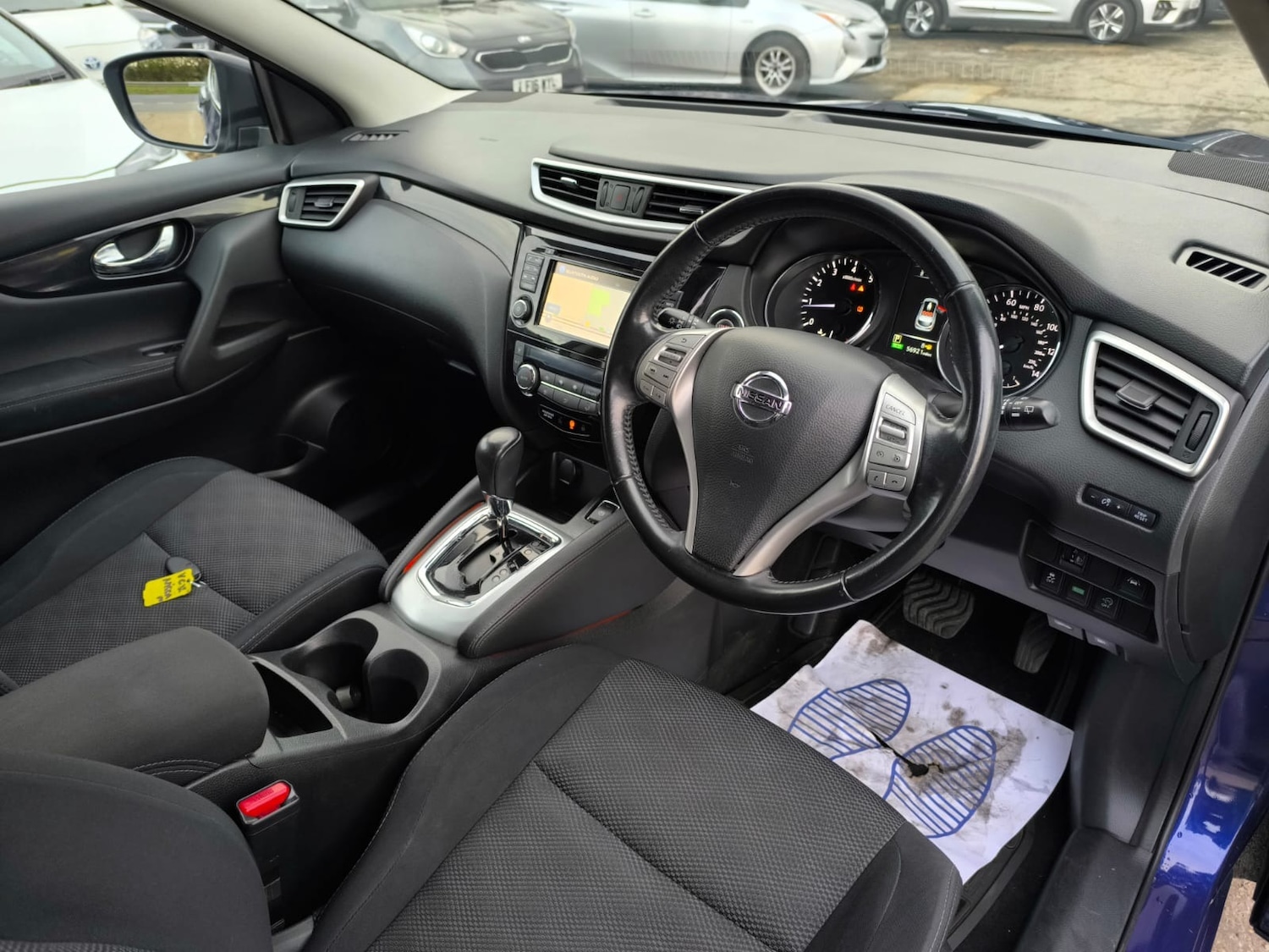 Used Nissan Qashqai 2016 for sale - 76588231: Photo 11