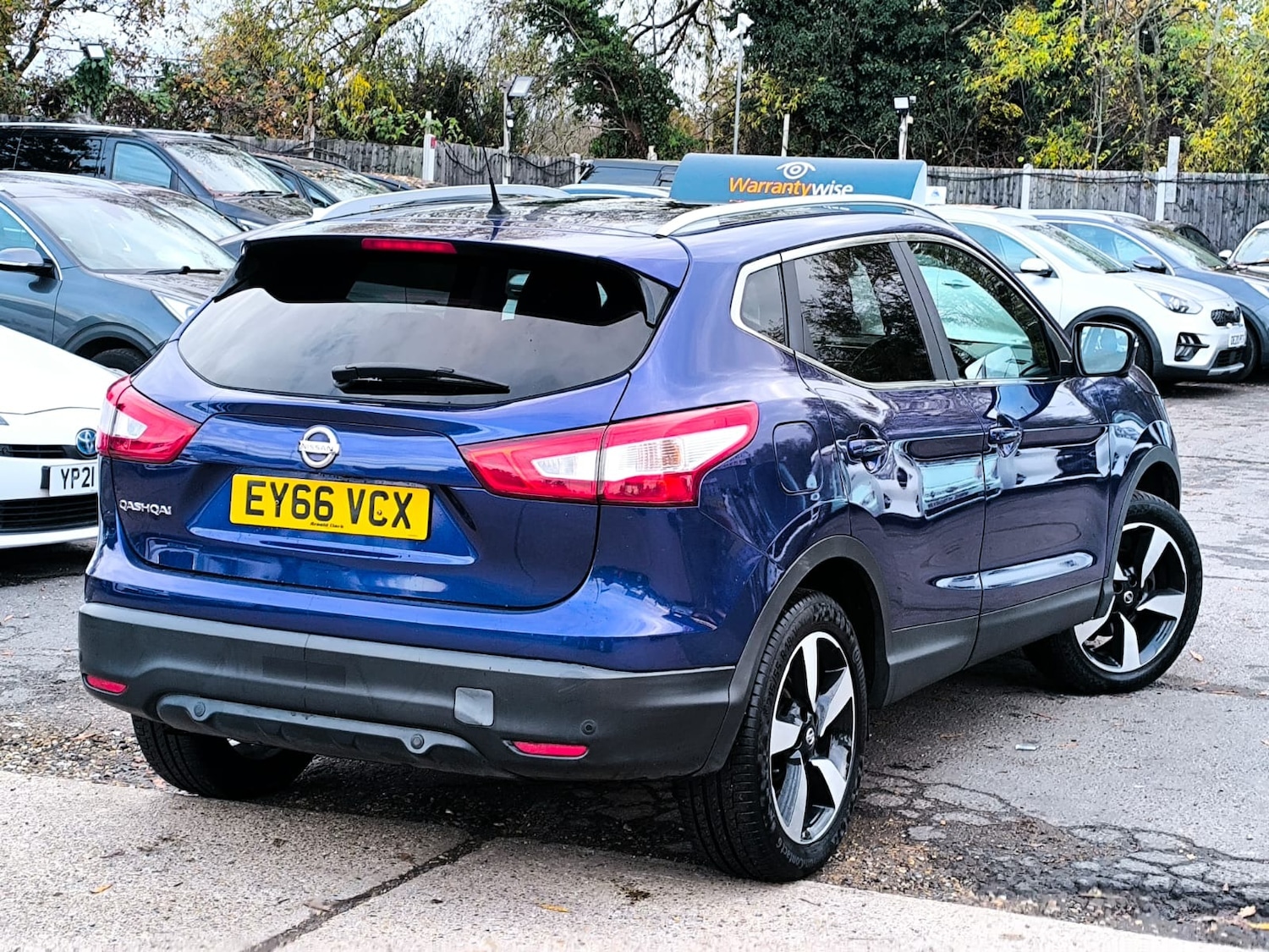 Used Nissan Qashqai 2016 for sale - 76588231: Photo 3