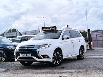 Used Mitsubishi Outlander 2016 for sale - 79672796: Photo