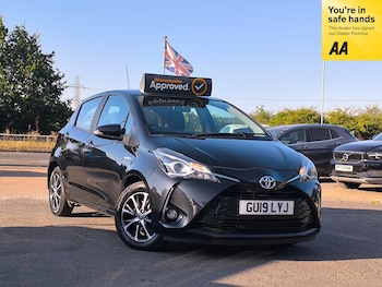 Used Toyota Yaris 2019 for sale - 79330010: Photo