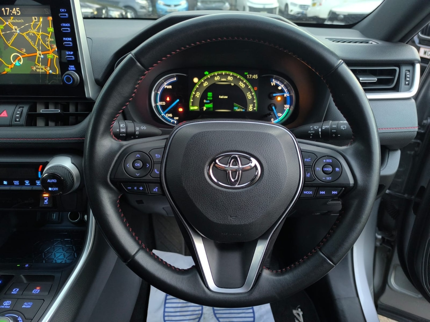 Used Toyota RAV4 2022 for sale - 76762779: Photo 13