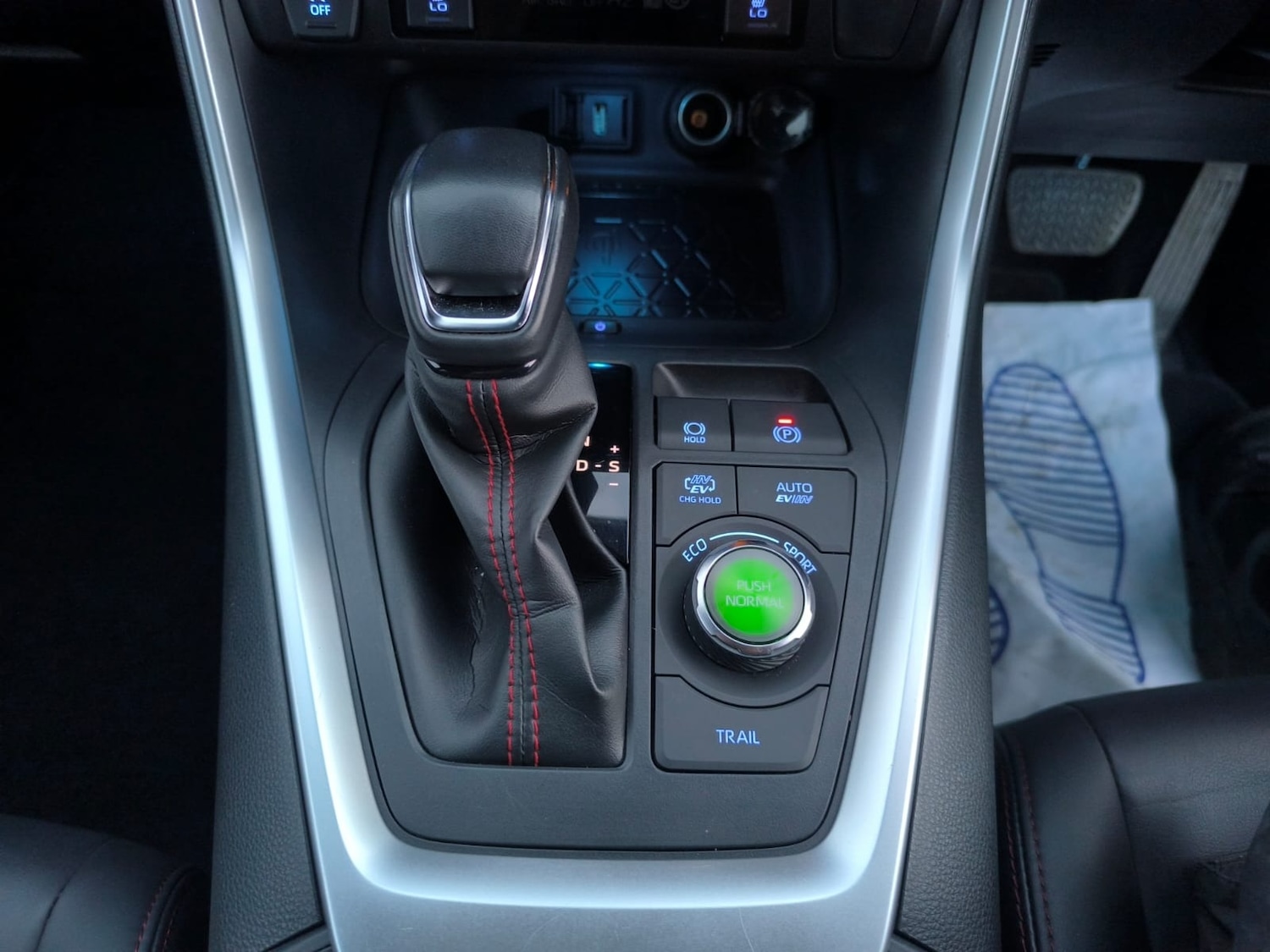 Used Toyota RAV4 2022 for sale - 76762779: Photo 16