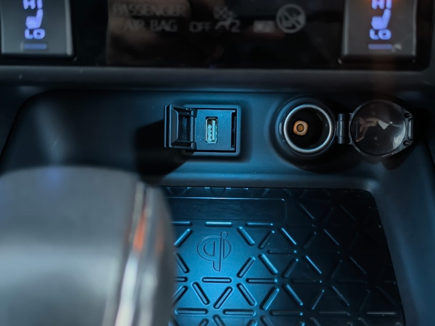 Used Toyota RAV4 2022 for sale - 76762779: Photo 25