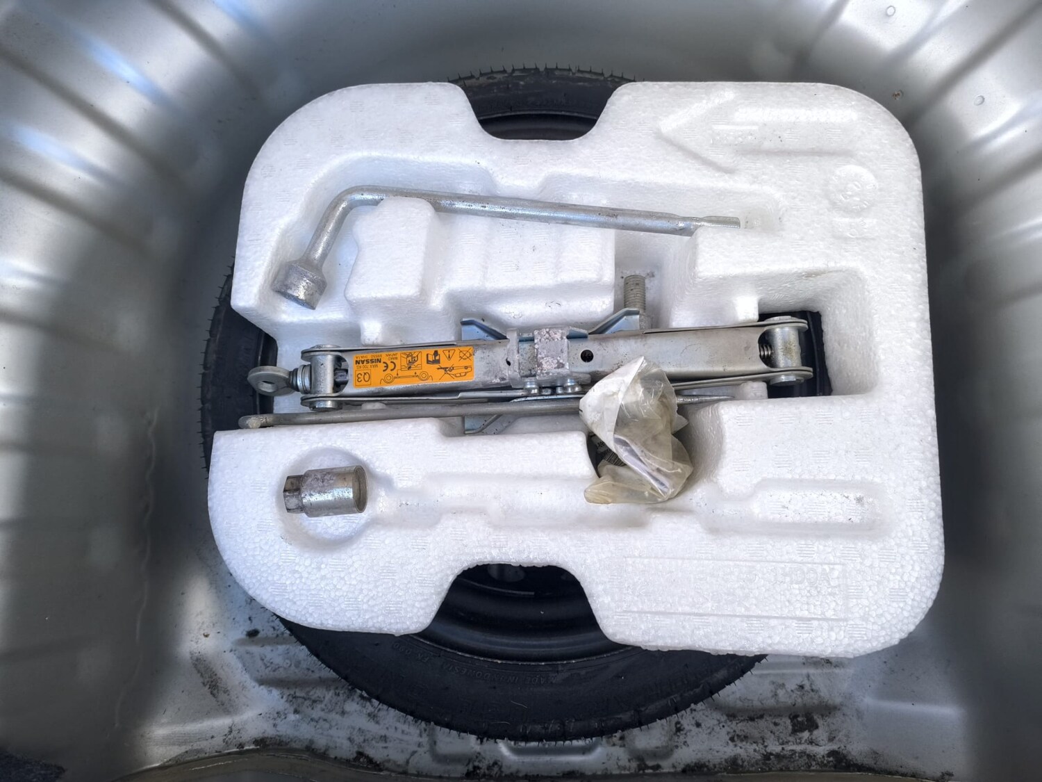 Used Nissan Micra 2011 for sale - 77675370: Photo 32