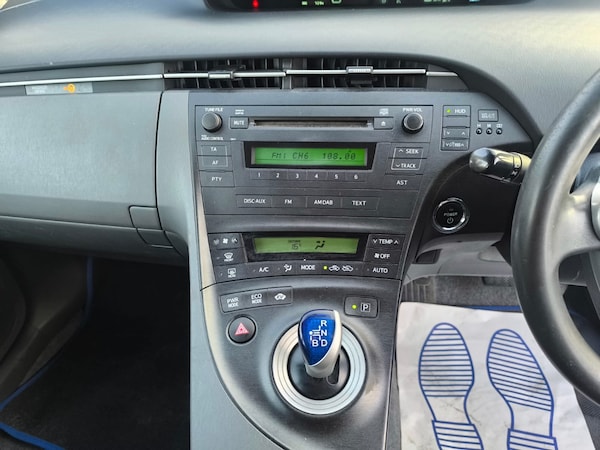 Used Toyota Prius 2011 for sale - 76309737: Photo 18