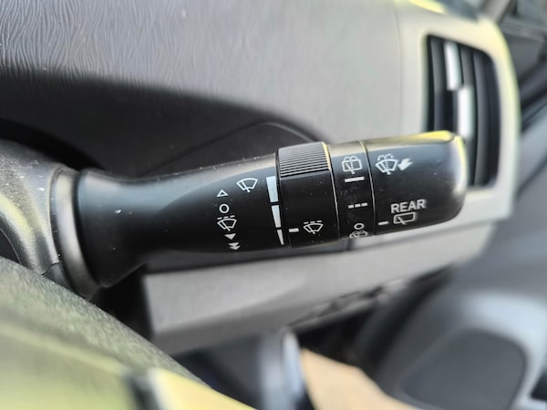 Used Toyota Prius 2011 for sale - 76309737: Photo 21