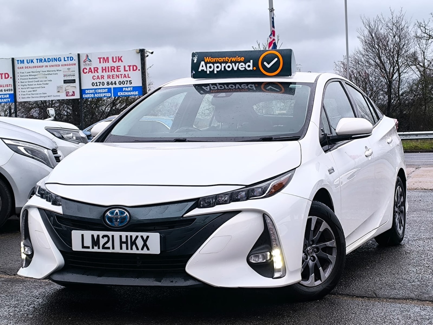 Used Toyota Prius 2021 for sale - 77350383: Photo 2