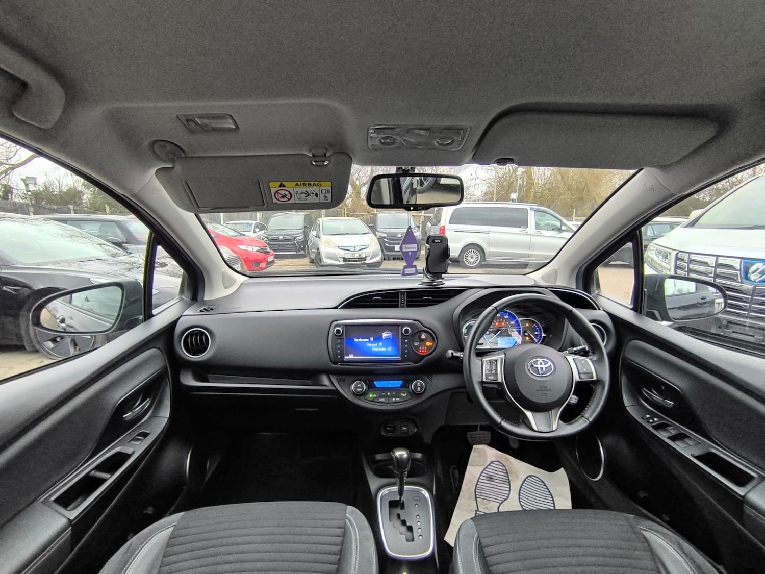 Used Toyota Yaris 2014 for sale - 77715111: Photo 12