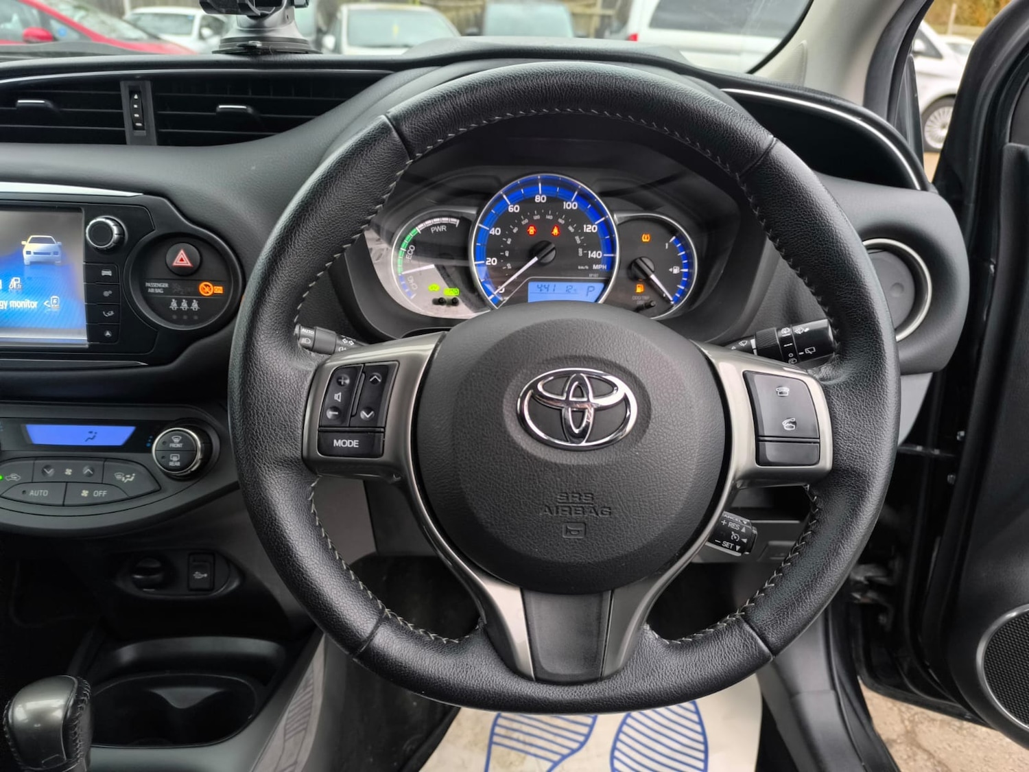 Used Toyota Yaris 2014 for sale - 77715111: Photo 14