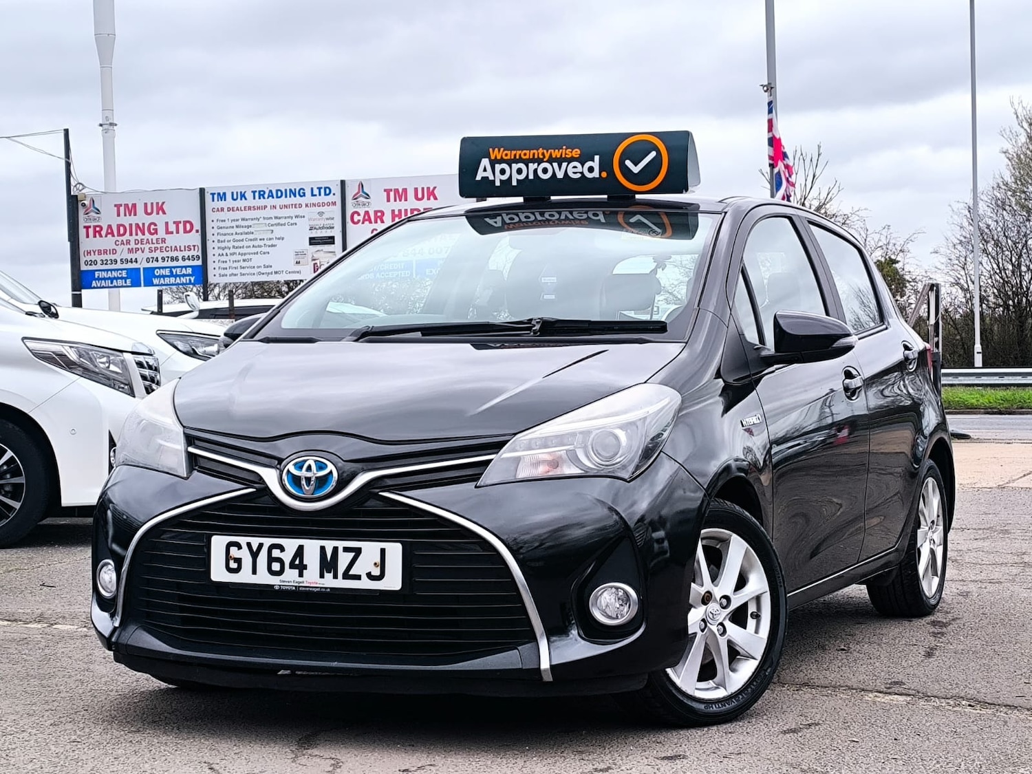 Used Toyota Yaris 2014 for sale - 77715111: Photo 2