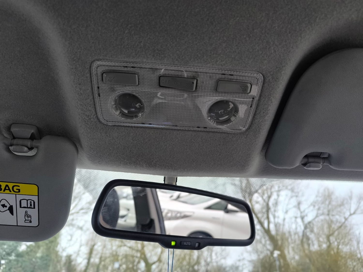 Used Toyota Yaris 2014 for sale - 77715111: Photo 24