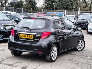 Used Toyota Yaris 2014 for sale - 77715111: Photo