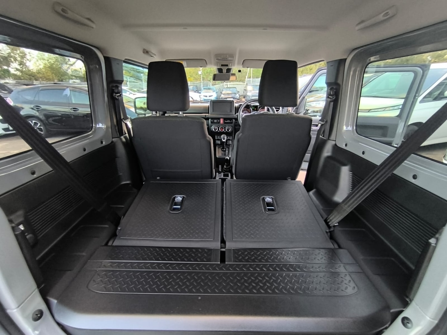 Used Suzuki Jimny 2024 for sale - 76403267: Photo 25