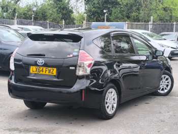 Used Toyota Prius+ 2015 for sale - 74480819: Photo