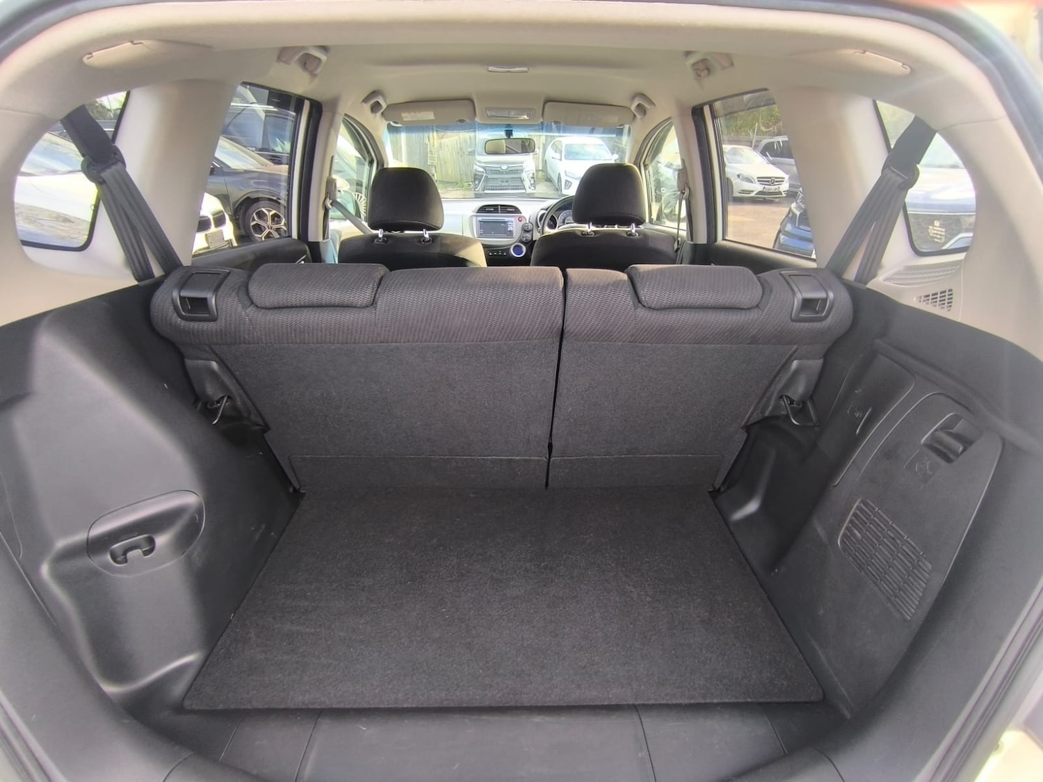 Used Honda Jazz 2012 for sale - 78198190: Photo 27