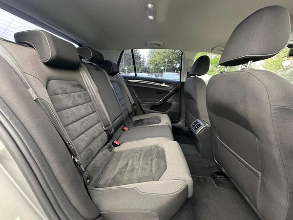 Used Volkswagen Golf 2014 for sale - 76170796: Photo 11