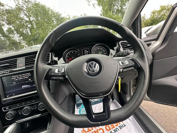 Used Volkswagen Golf 2014 for sale - 76170796: Photo 14