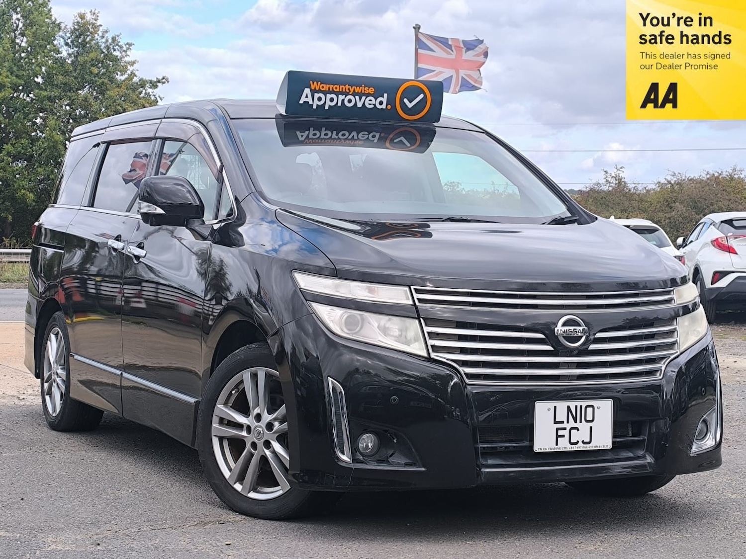 Used Nissan Elgrand 2010 for sale - 76193372: Photo 1
