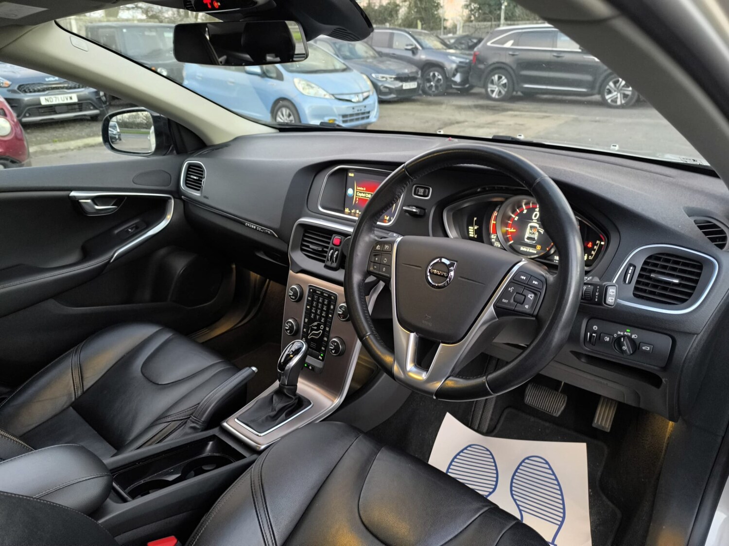 Used Volvo V40 2019 for sale - 77931184: Photo 10