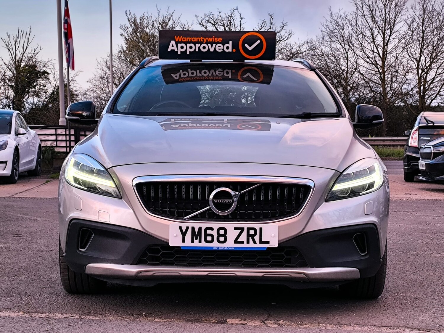 Used Volvo V40 2019 for sale - 77931184: Photo 7