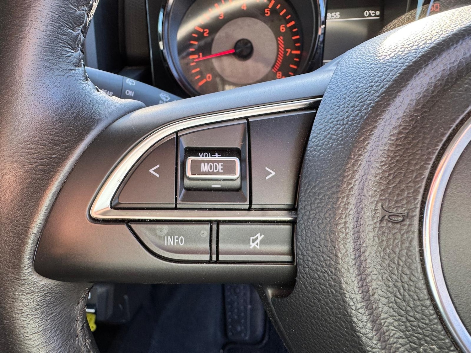 Used Suzuki Jimny 2024 for sale - 77148514: Photo 18