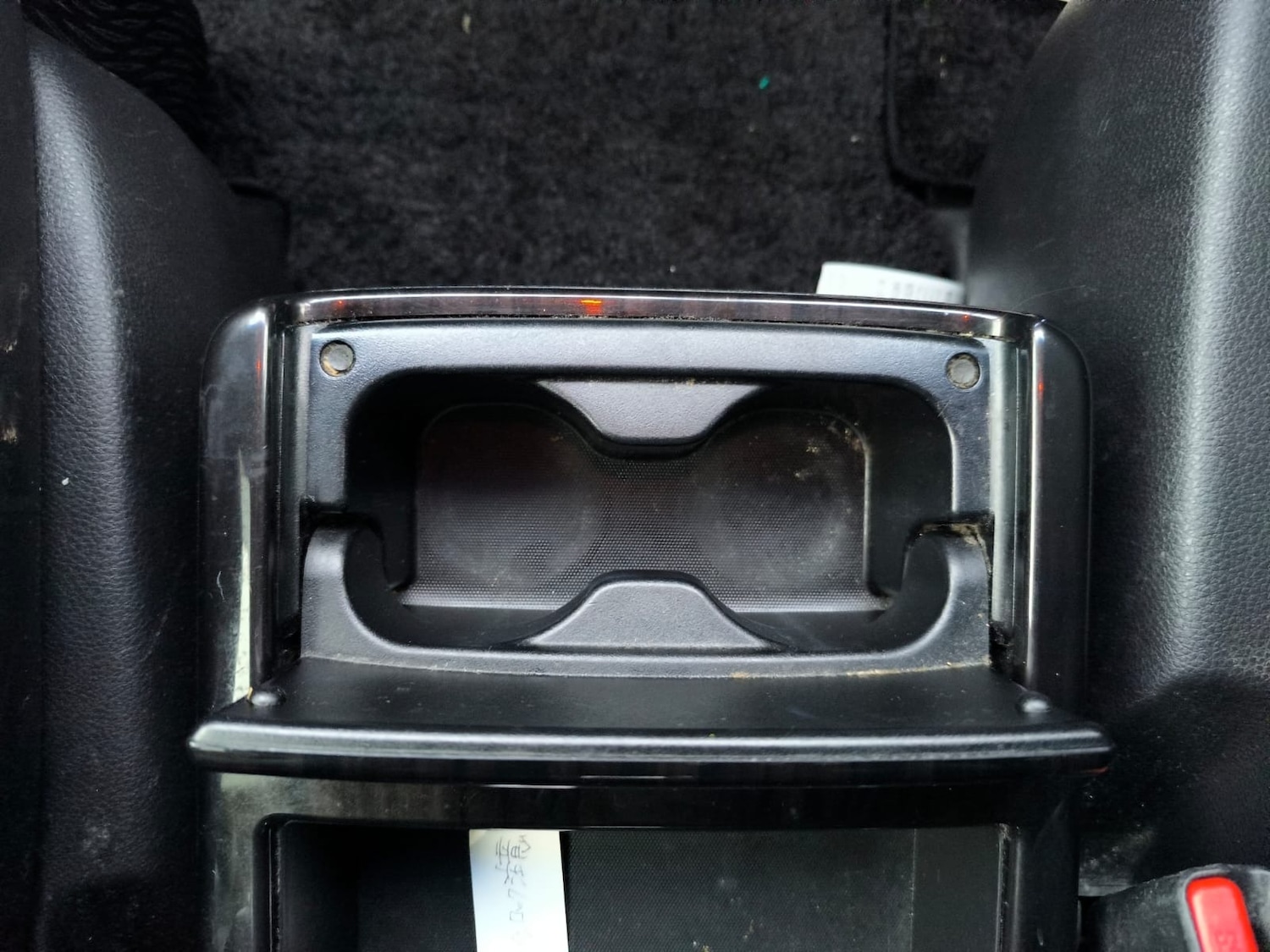 Used Nissan Elgrand 2015 for sale - 77702600: Photo 30