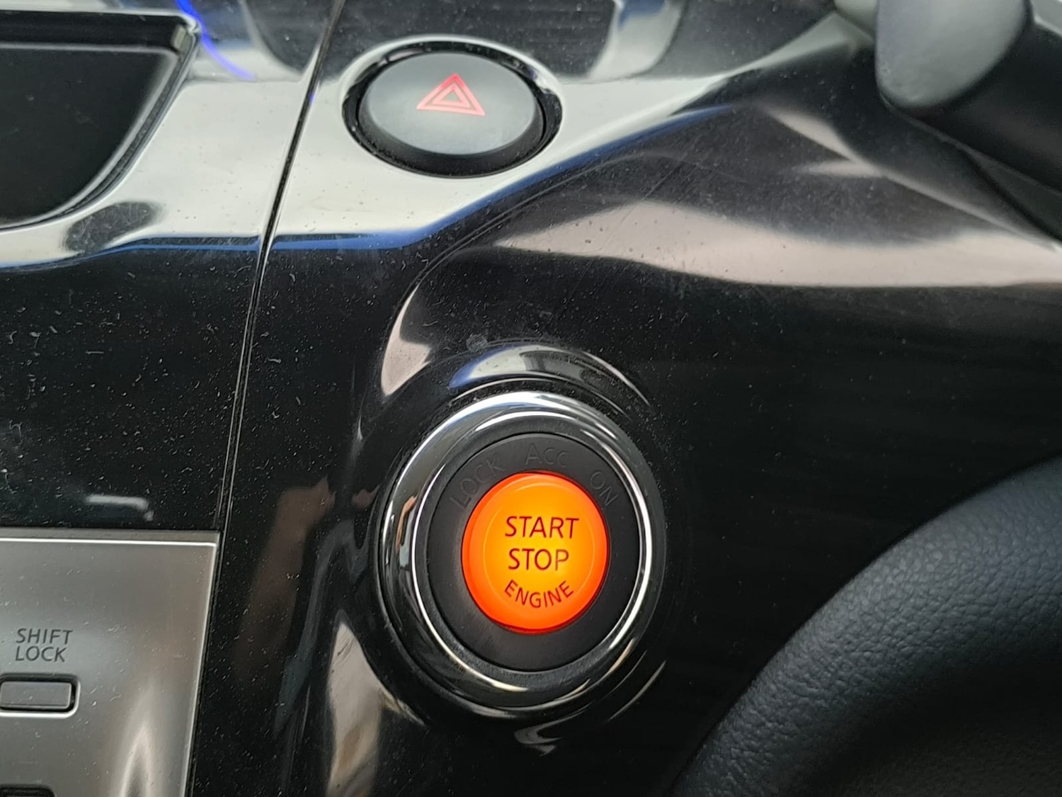 Used Nissan Elgrand 2015 for sale - 77702600: Photo 33