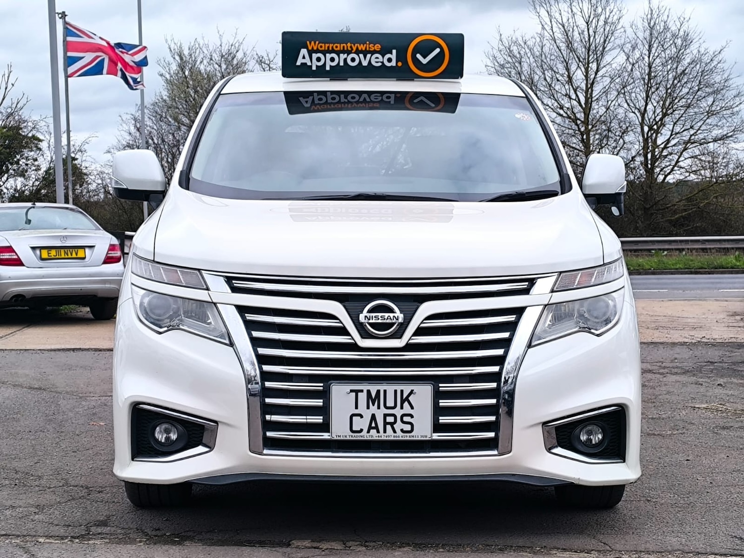 Used Nissan Elgrand 2015 for sale - 77702600: Photo 7