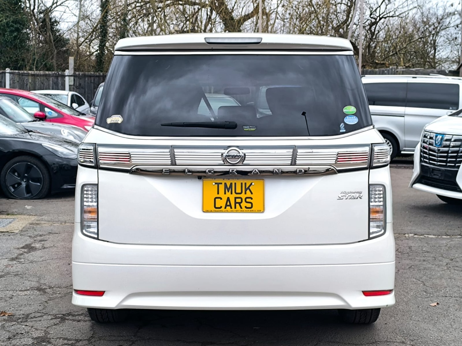 Used Nissan Elgrand 2015 for sale - 77702600: Photo 8